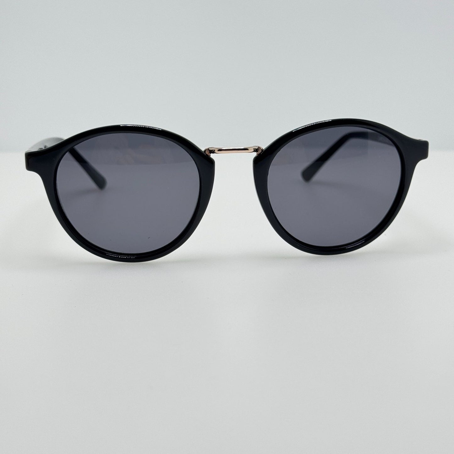 Nicole Miller Sunglasses Canyon Lake C01 52-20-150