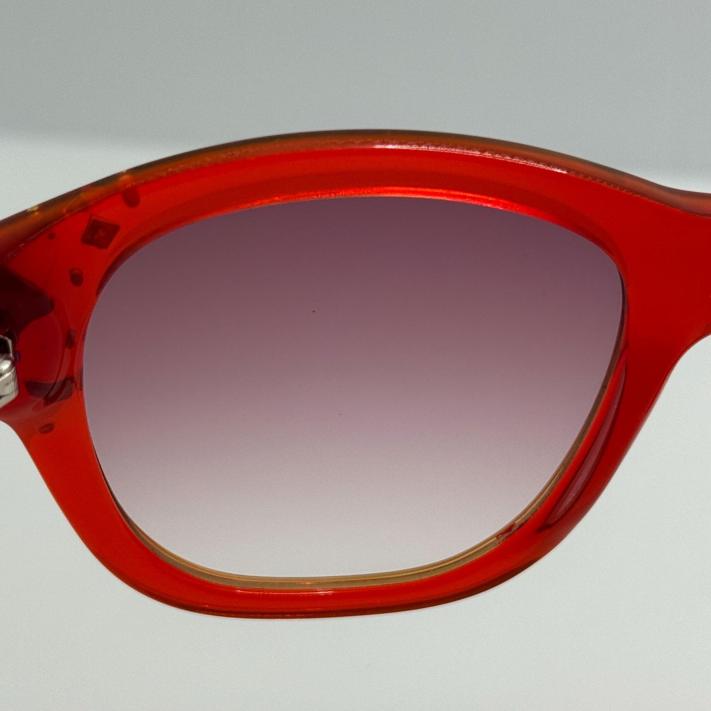 Betsy Johnson Sunglasses Double The Love BJ0136 06 CHRY 52-21-135