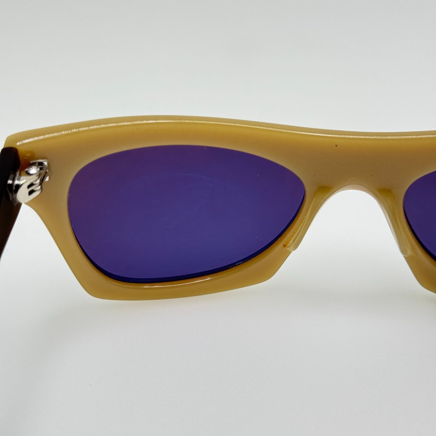 Eyemusement Zee Hrn/Tort Sunglasses 52-19-145