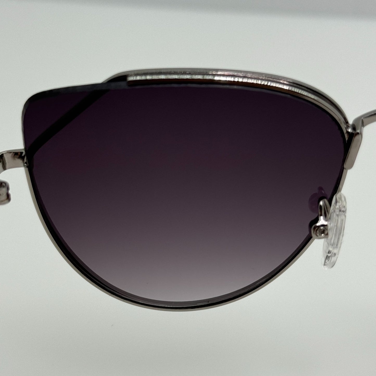 BCBGMAXAZRIA Sunglasses BAK4040F 060 BCBG 55-19-145