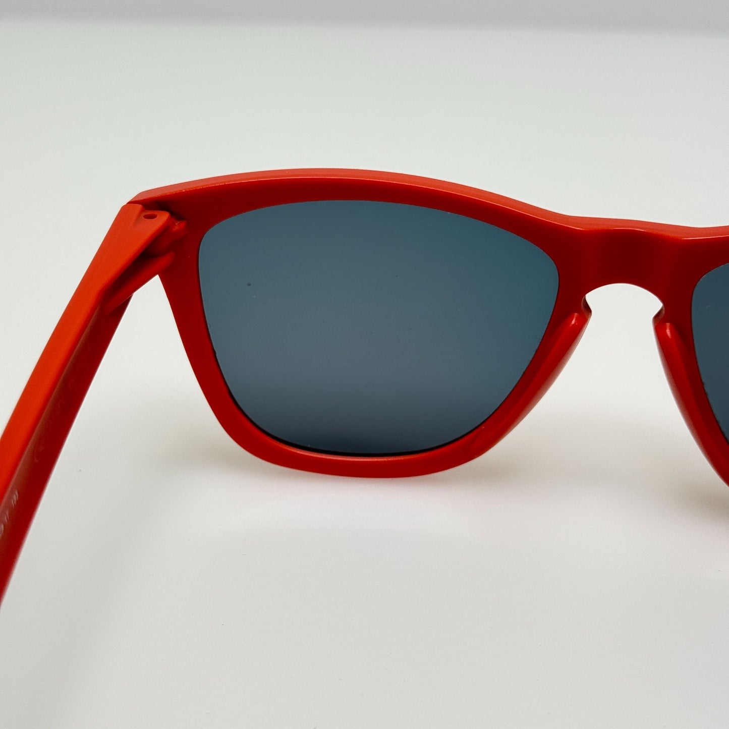 Oakley Sunglasses 24-344 Frogskins 55-17-133