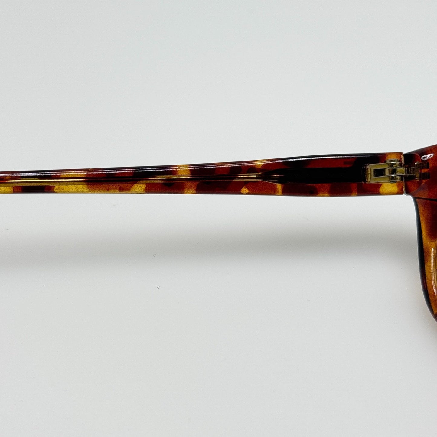Revo Sunglasses 1001/008 Tortoise Frame No Lenses Vintage Rare
