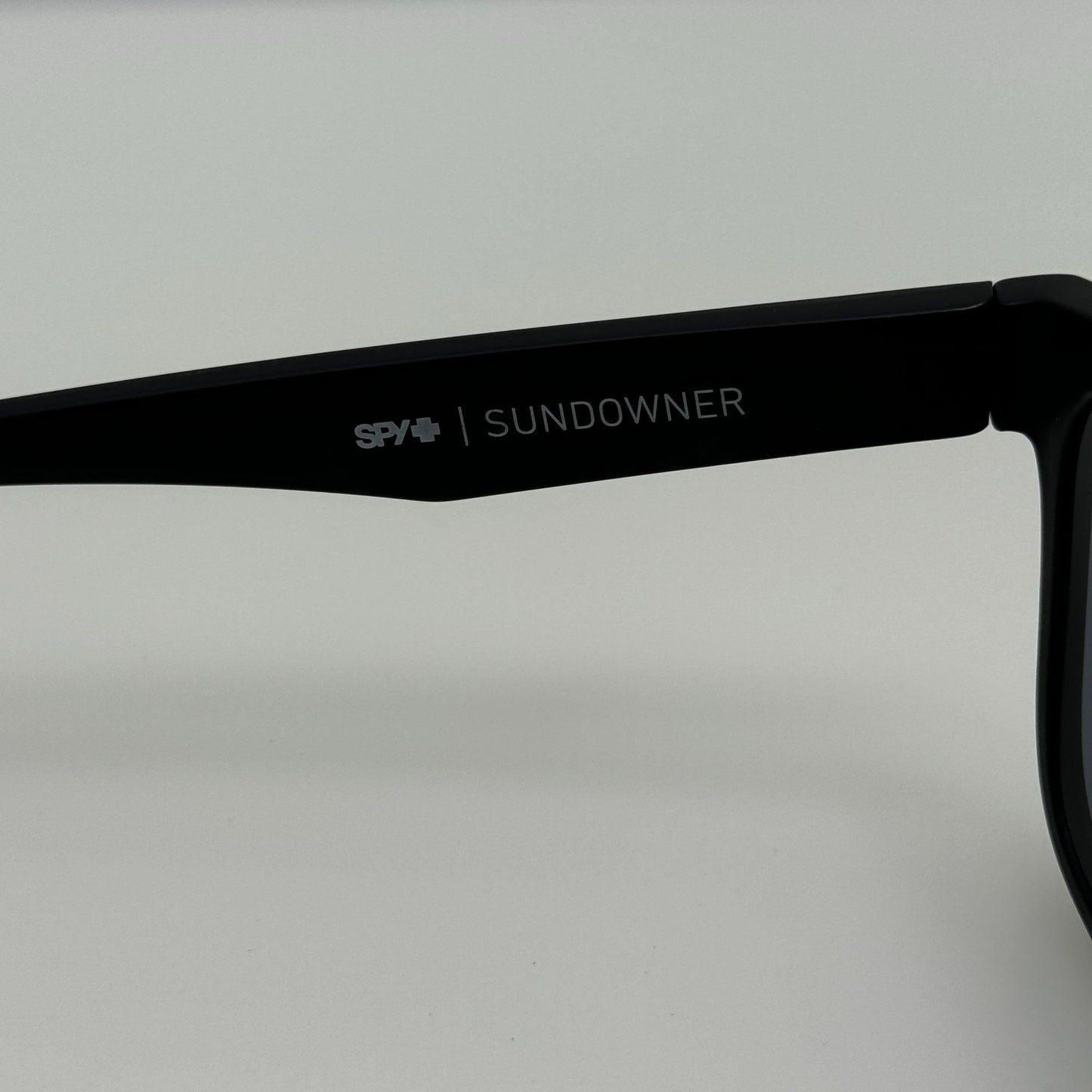 Spy Optics Sunglasses Sundowner Refresh Black 57-17-145