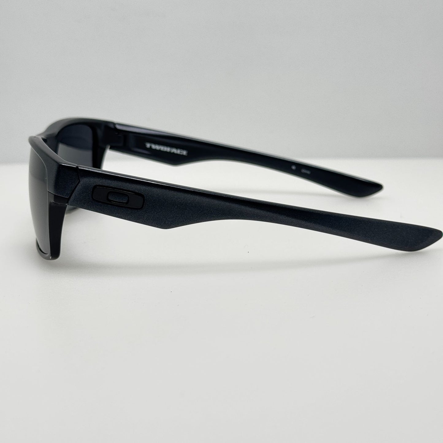 Oakley Sunglasses OO9189-05 Twoface Black 60-16-137