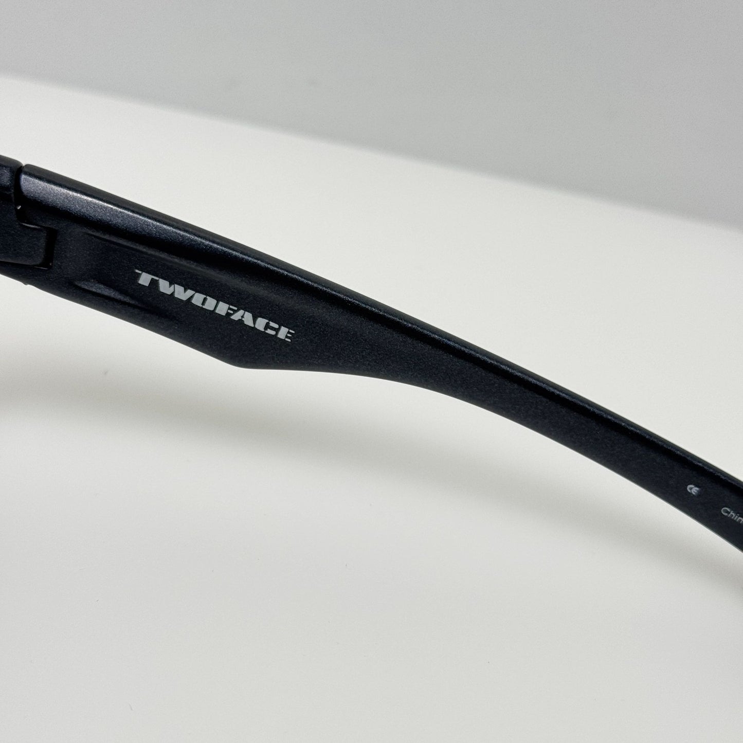 Oakley Sunglasses OO9189-05 Twoface Black 60-16-137