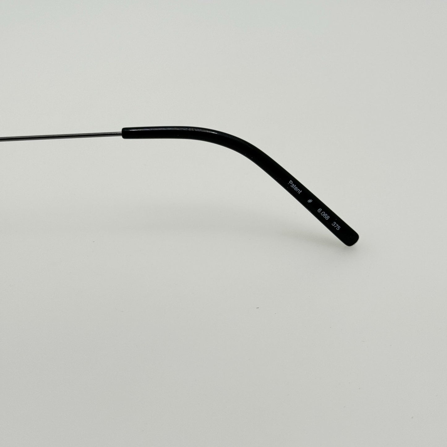 Flex So Right Eyeglasses Eye Glasses Frames Air Flex 502 Gun/Black 52-19