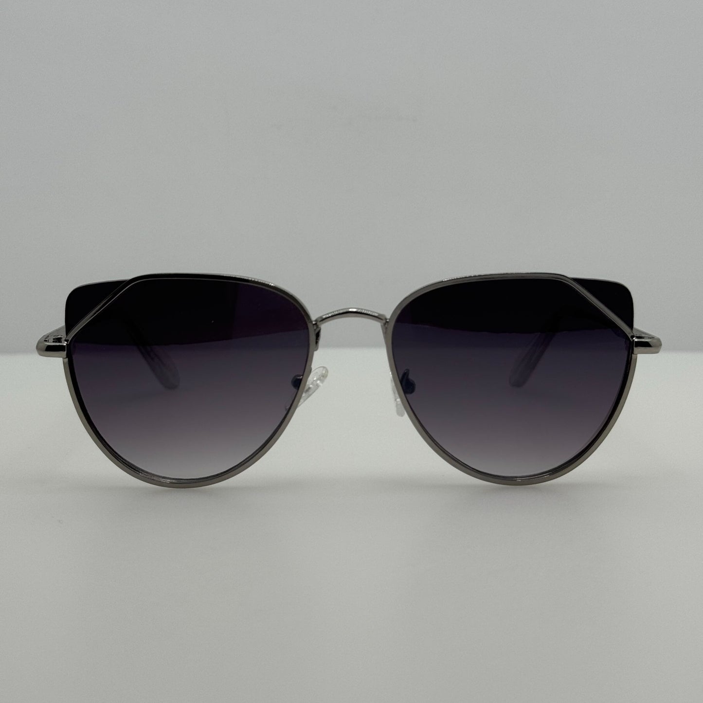 BCBGMAXAZRIA Sunglasses BAK4040F 060 BCBG 55-19-145