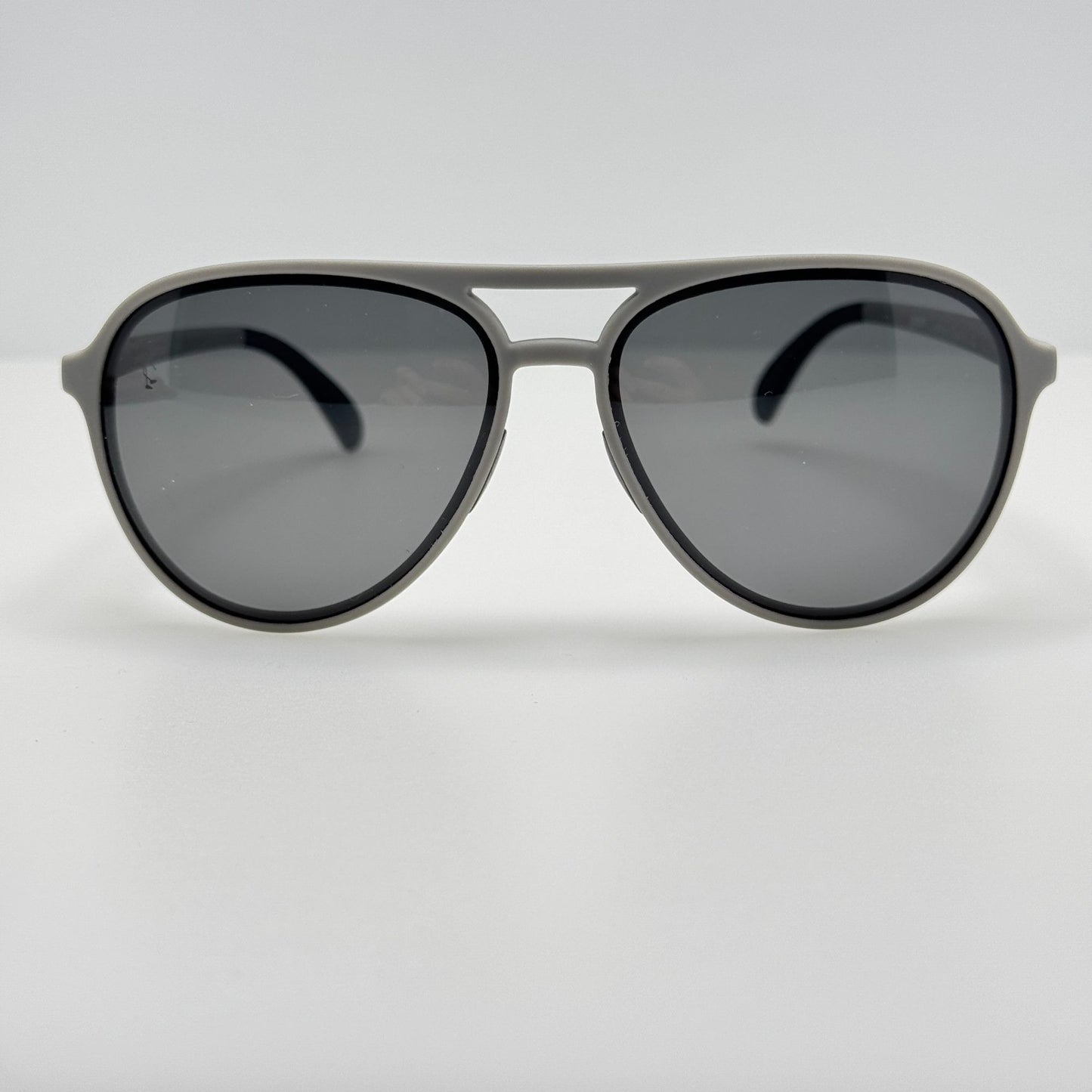 Goodr Sunglasses Clubhouse Closeout 2J2 Grey Gray W/ Bag
