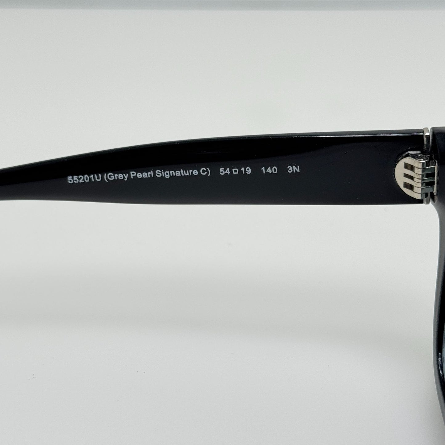 Coach Sunglasses HC 8379U CL920 55201U Grey Pearl 54-19-140