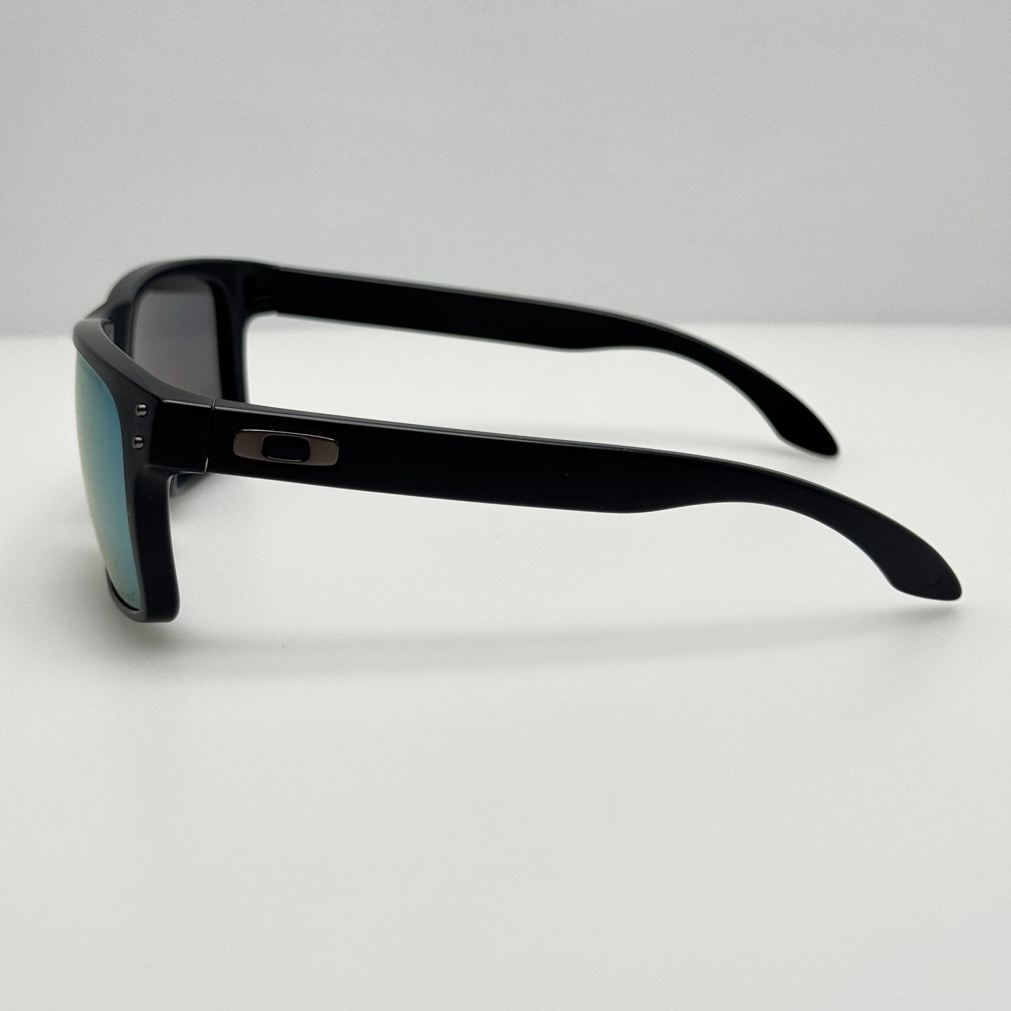 Oakley Sunglasses OO9102-50 Holbrook Black Polarized 55-18-137