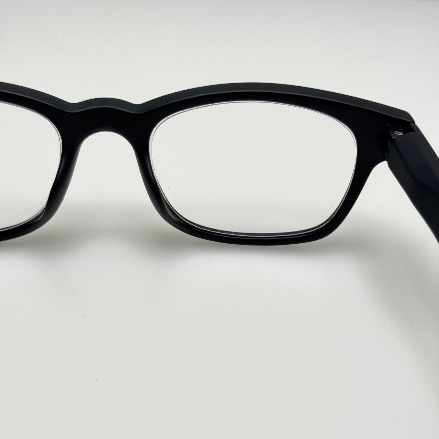 Peepers 856 Rainbow Bright Readers Eyeglasses Eye Glasses Frames +1.00