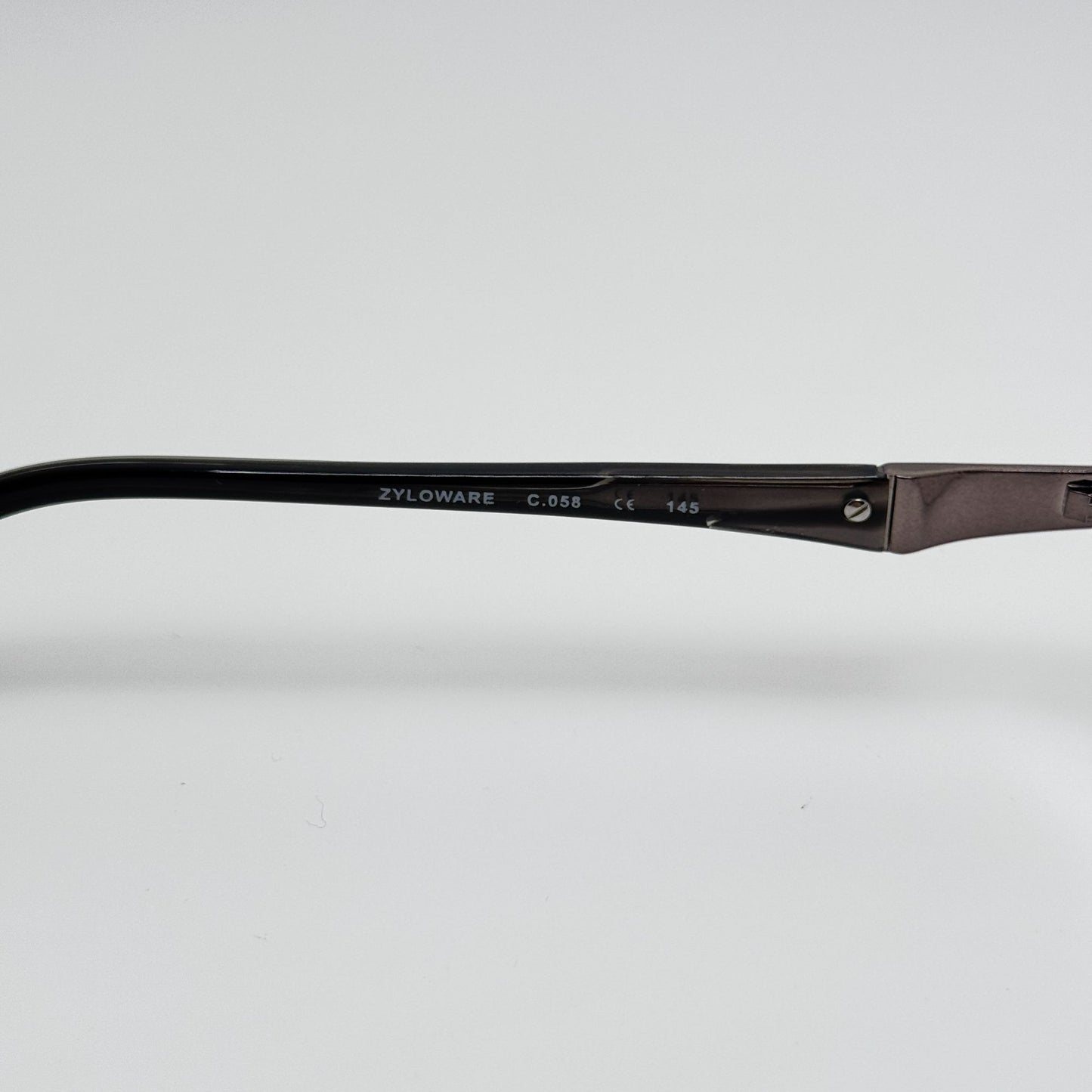 Outdoor Life Eyeglasses Frames 817M C 058 52-19-145
