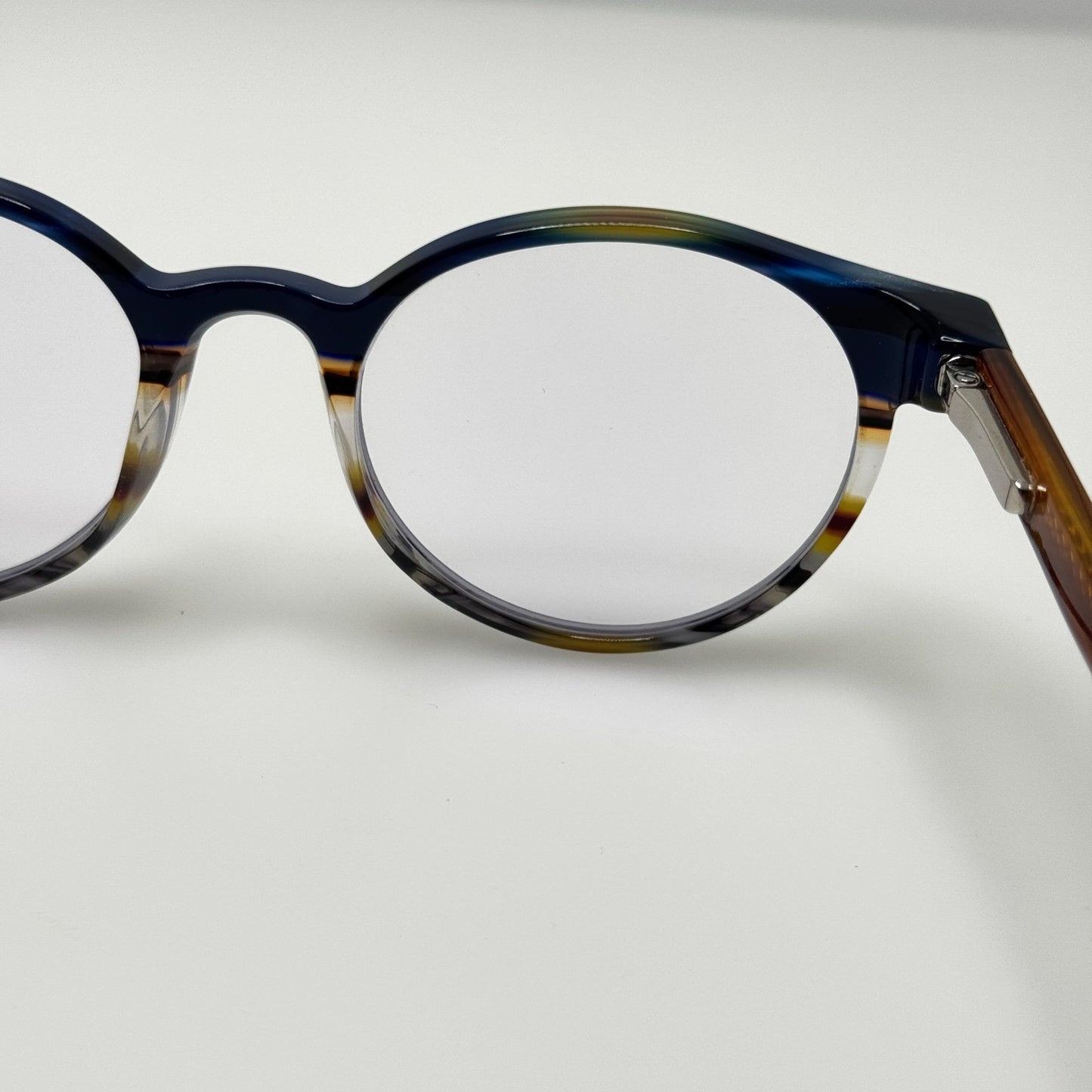 Eyebobs Eyeglasses Eye Glasses Readers 3198 57 Case Closed Wide 51-19