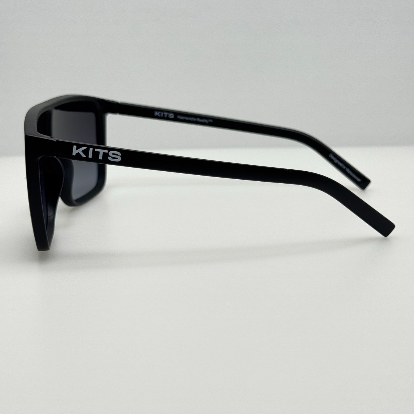 Kits Sunglasses Chase KB02 138-145 Black