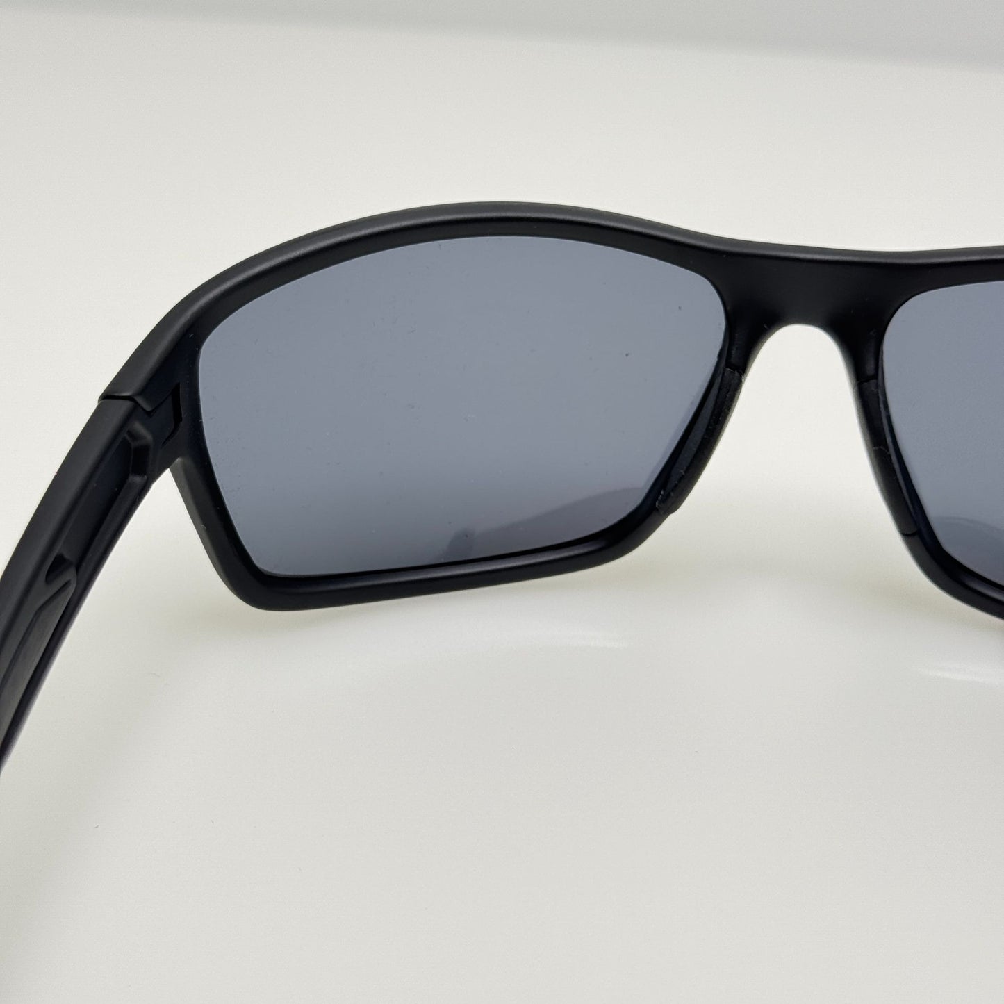 Body Glove Sunglasses SR0723 FL 26 BLK Polarized 62-15-132