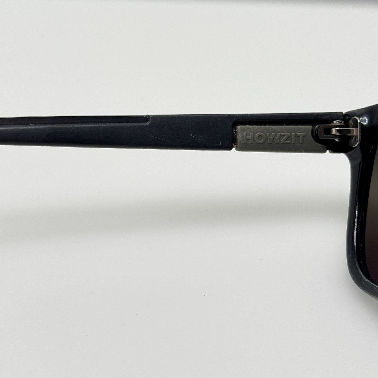Maui Jim Sunglasses MJ 734-02 Howzit 56-16-140