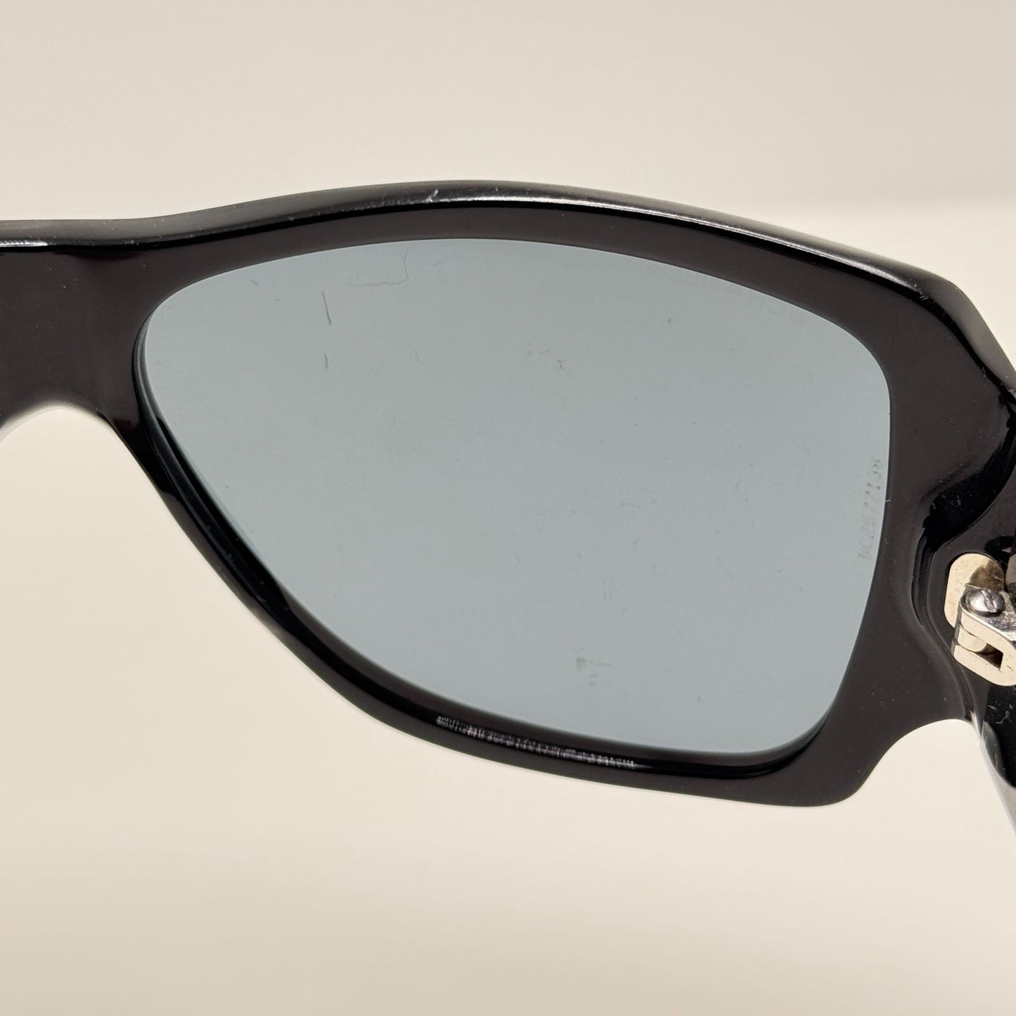 Chanel Sunglasses 5096-B 501/87 Italy Black 59-12-130 Read Description