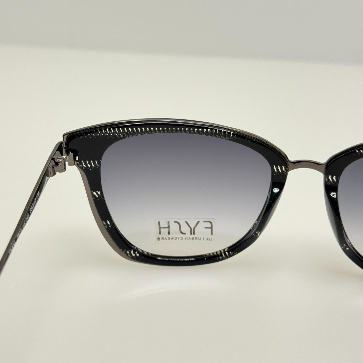 Fysh Sunglasses 2023 Col 246 55-17-138