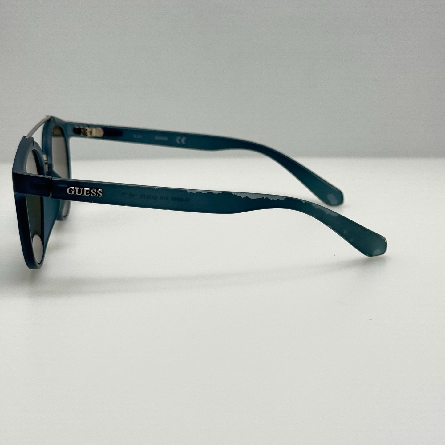 Guess Sunglasses GU6890 91X 52-23-140