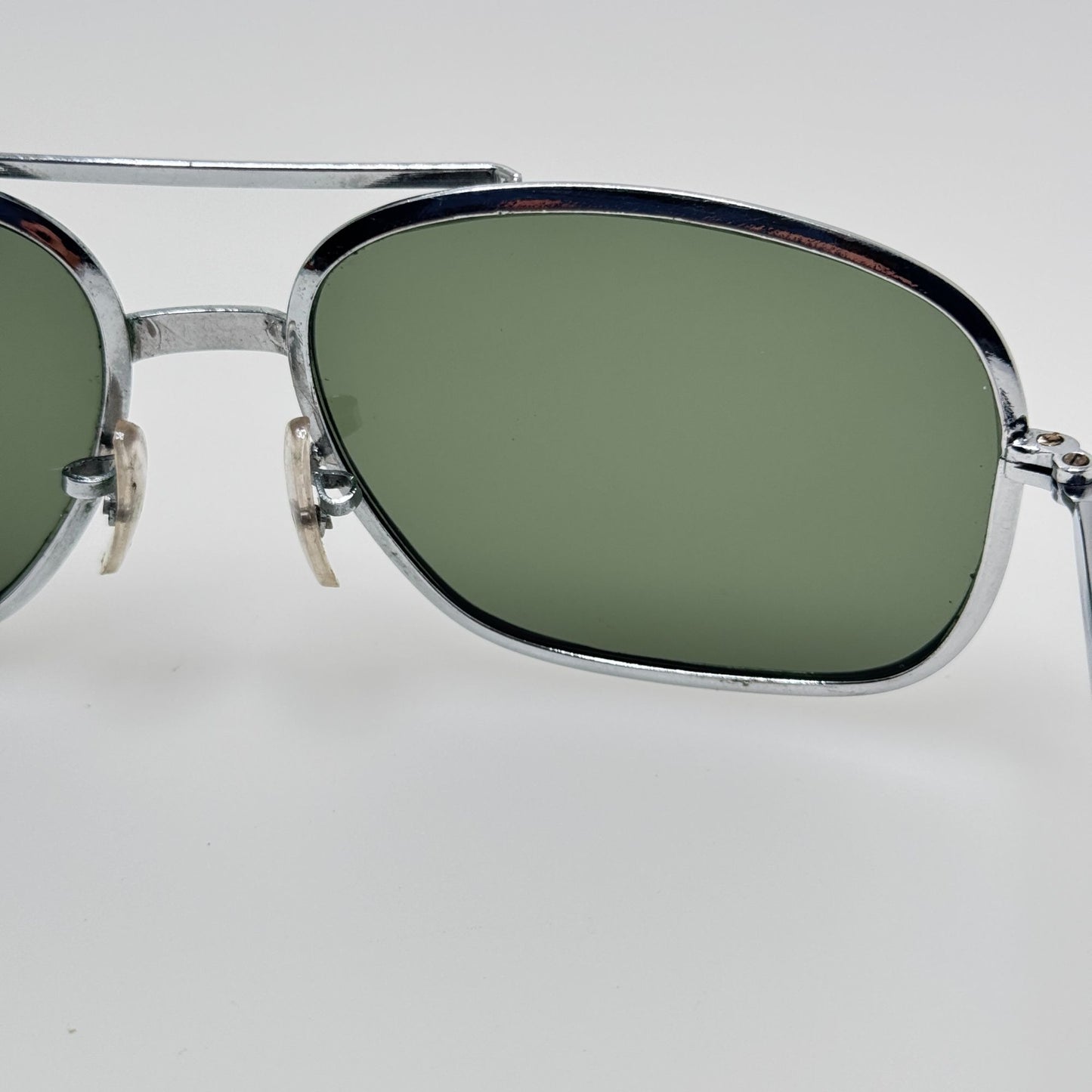 Unbranded Sunglasses 4-W Taiwan Silver Vintage Glass Lenses