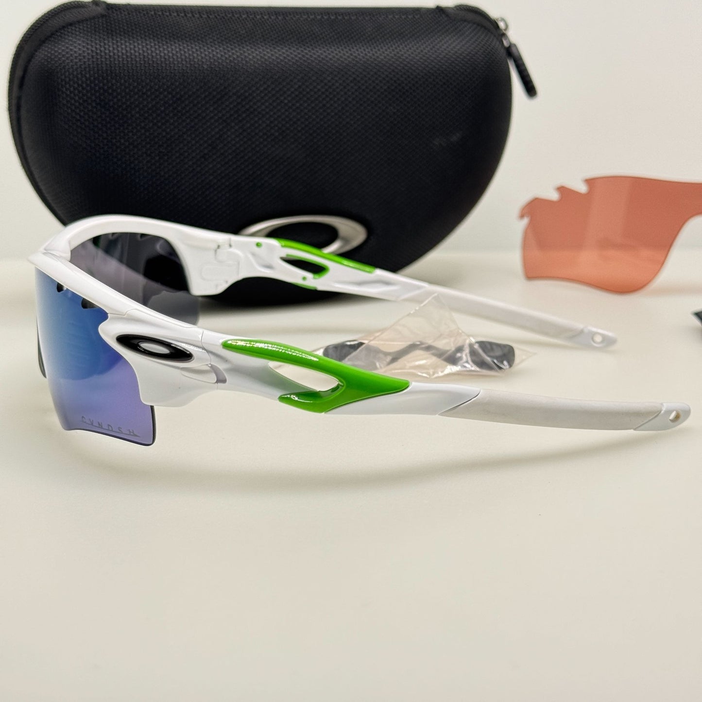 Oakley Sunglasses OO9181-35 Radar Lock Mark Cavendish W/ Case