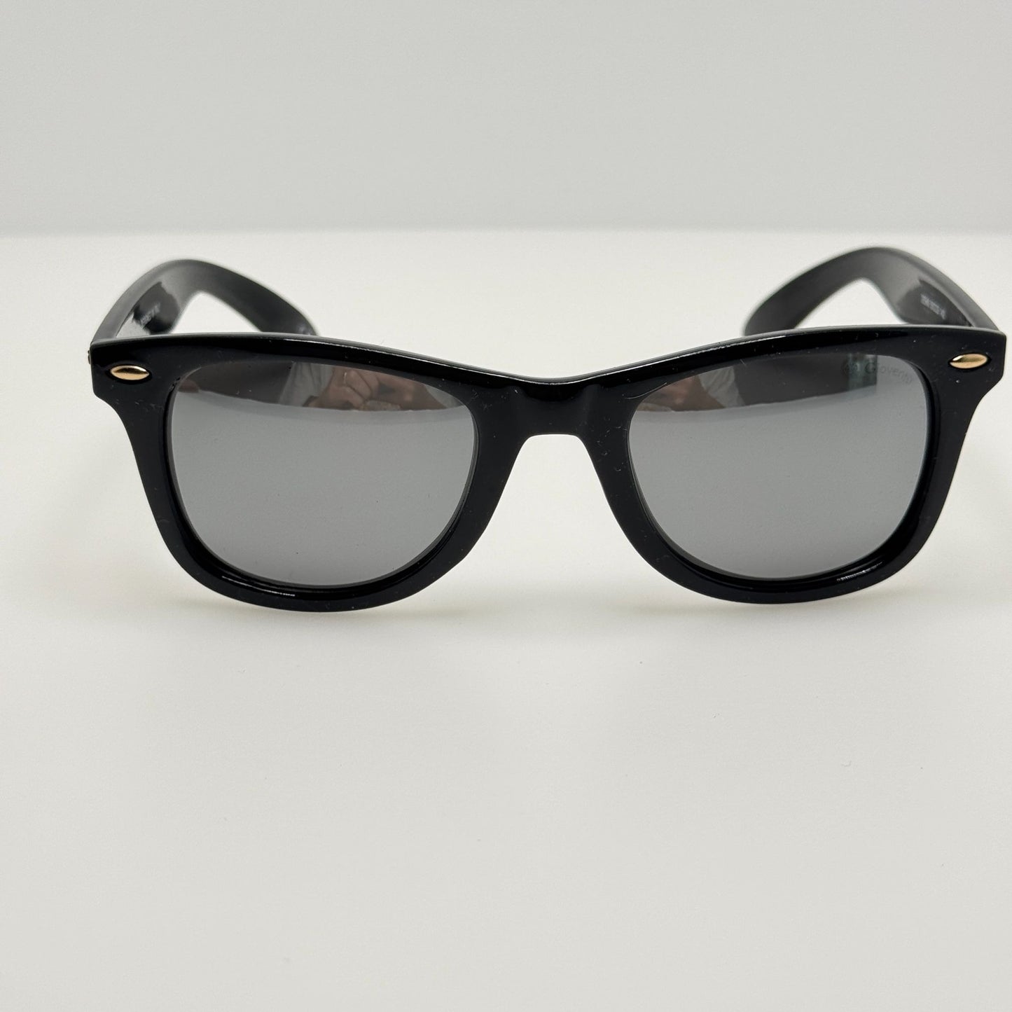 Gioventu Sunglasses DE545 Black Polarized 50-23-142
