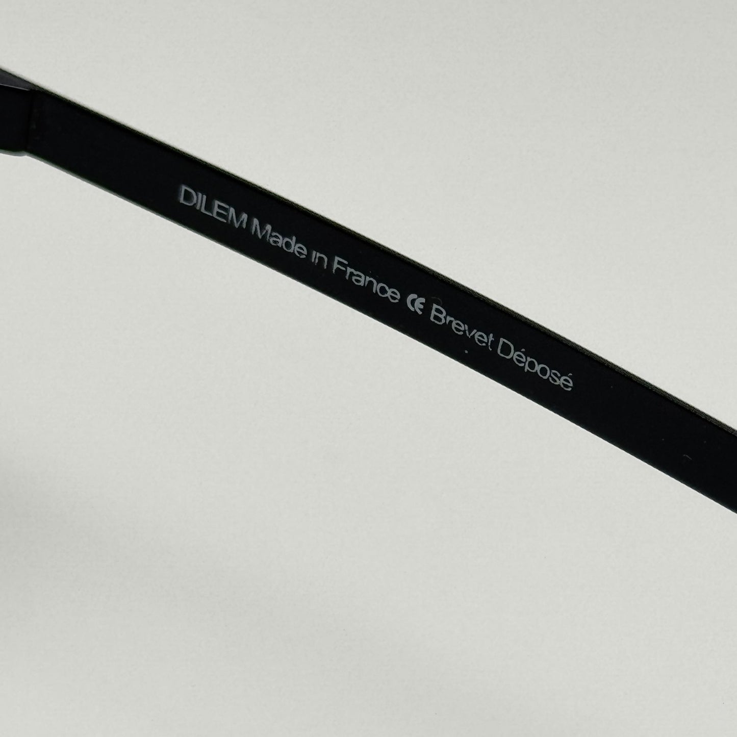 Dilem ZU102 L Brevet Depose France Eyeglasses Eye Glasses Frames 52-18-142