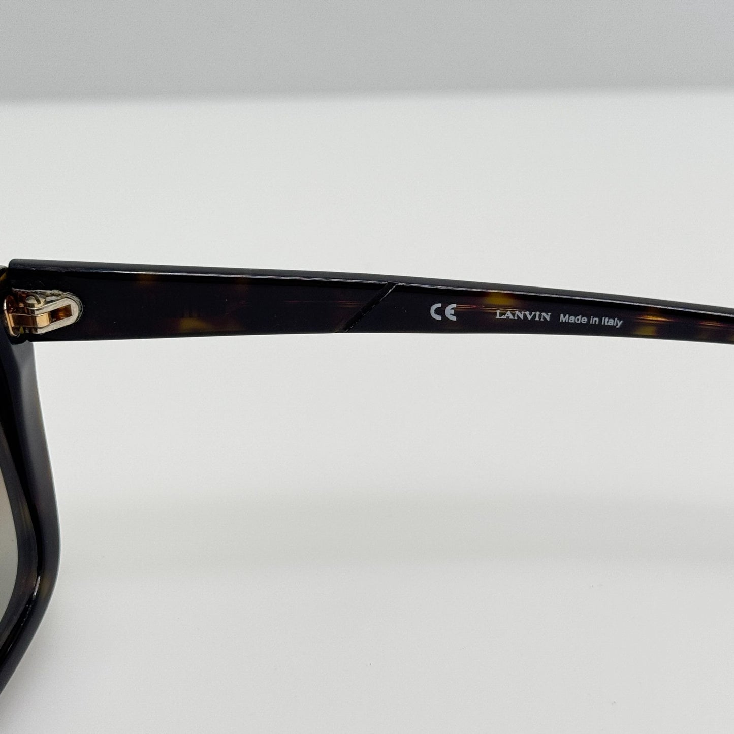 Lanvin Sunglasses SLN 504 Col. 0722 Italy 57-16-140 Read Description