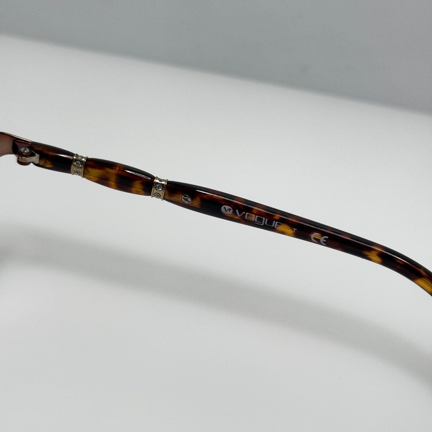 Vogue VO 3987-B 811 Eyeglasses Eye Glasses Frames 52-18-135 B