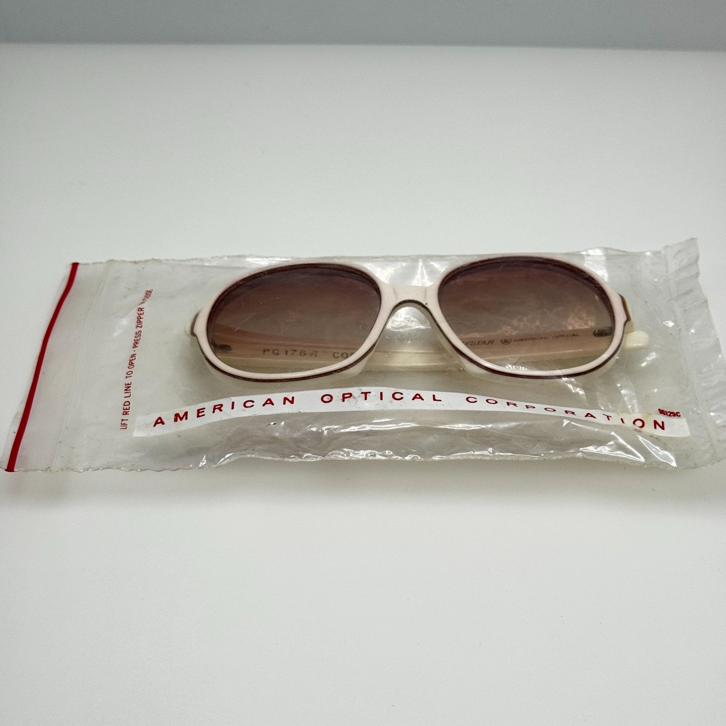 American Optical Sunglasses AO Daystar PG178 T Cofic