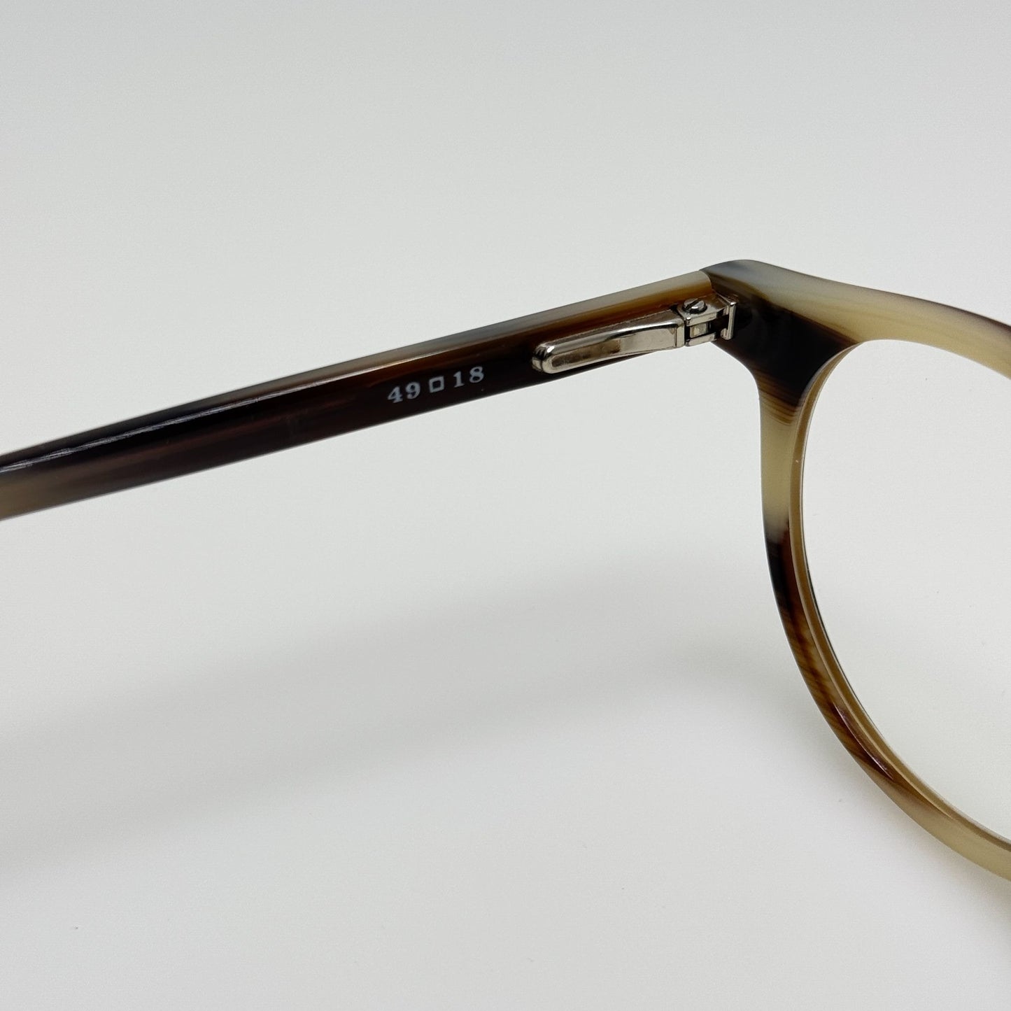 Eyebobs Eyeglasses Eye Glasses Readers 2419A 87 Case Closed 49-18 +1.50