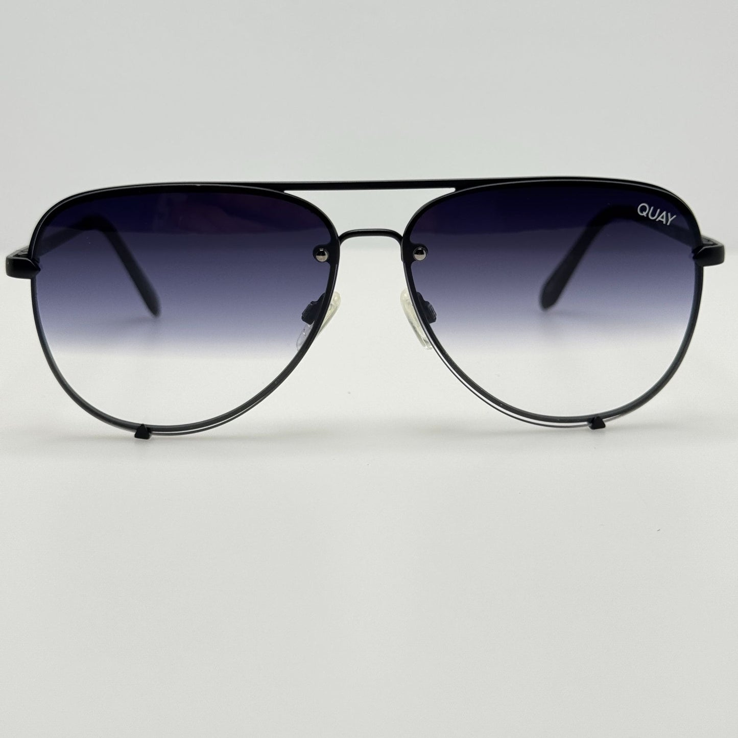 Quay Sunglasses HK Rimless 126 Black B