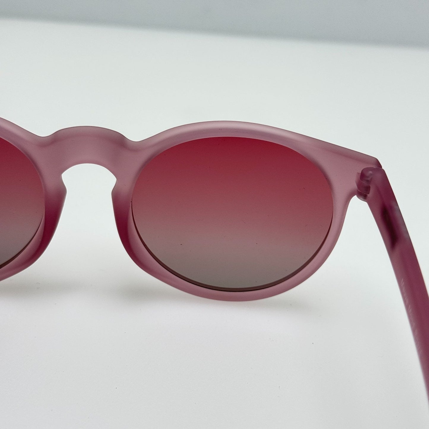 Goodr Sunglasses Mauve Mood Board W/ Bag