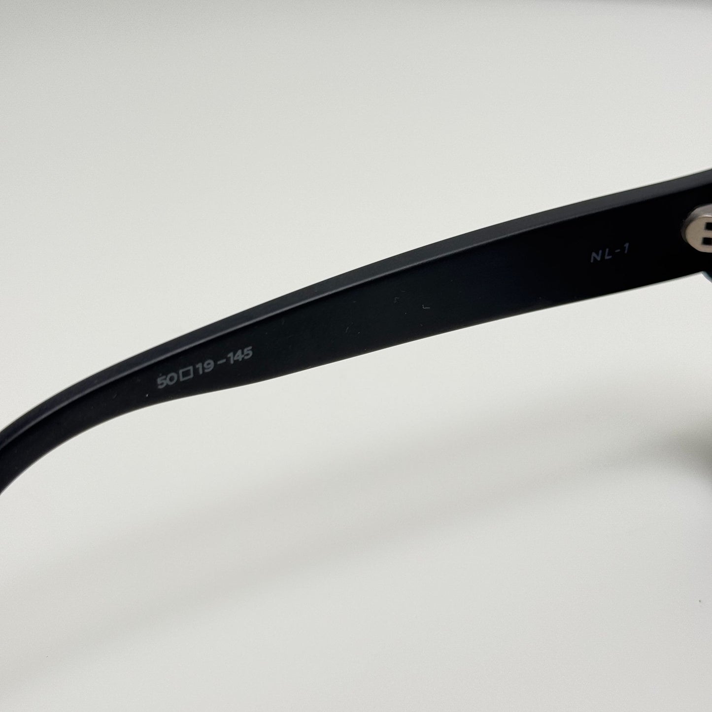 Northern Lights Sunglasses NL-1 Black 50-19-145 B