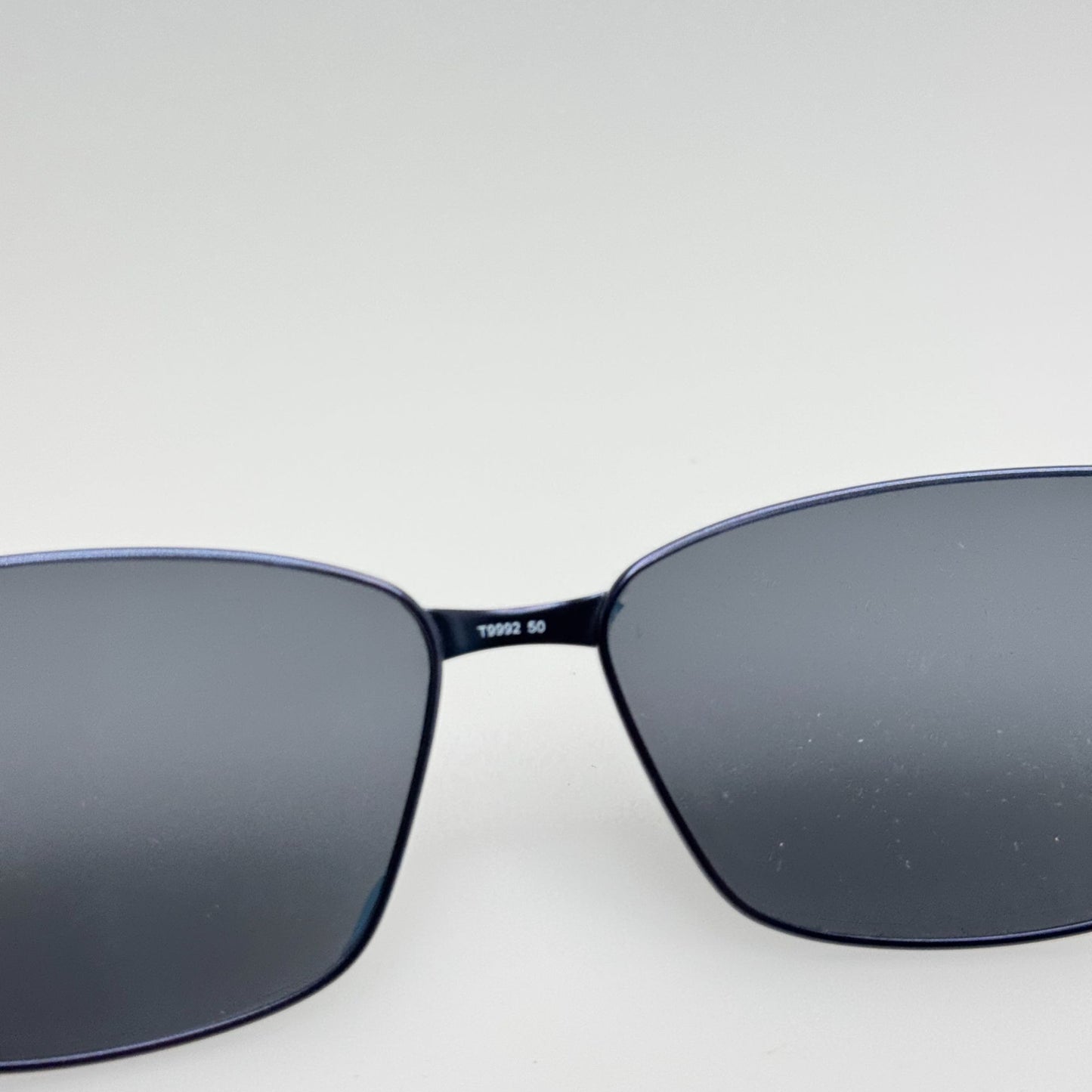 Takumi T9992 50 Polarized Clips Sunglasses Clip