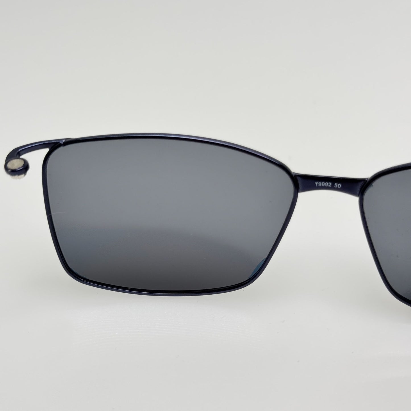 Takumi T9992 50 Polarized Clips Sunglasses Clip