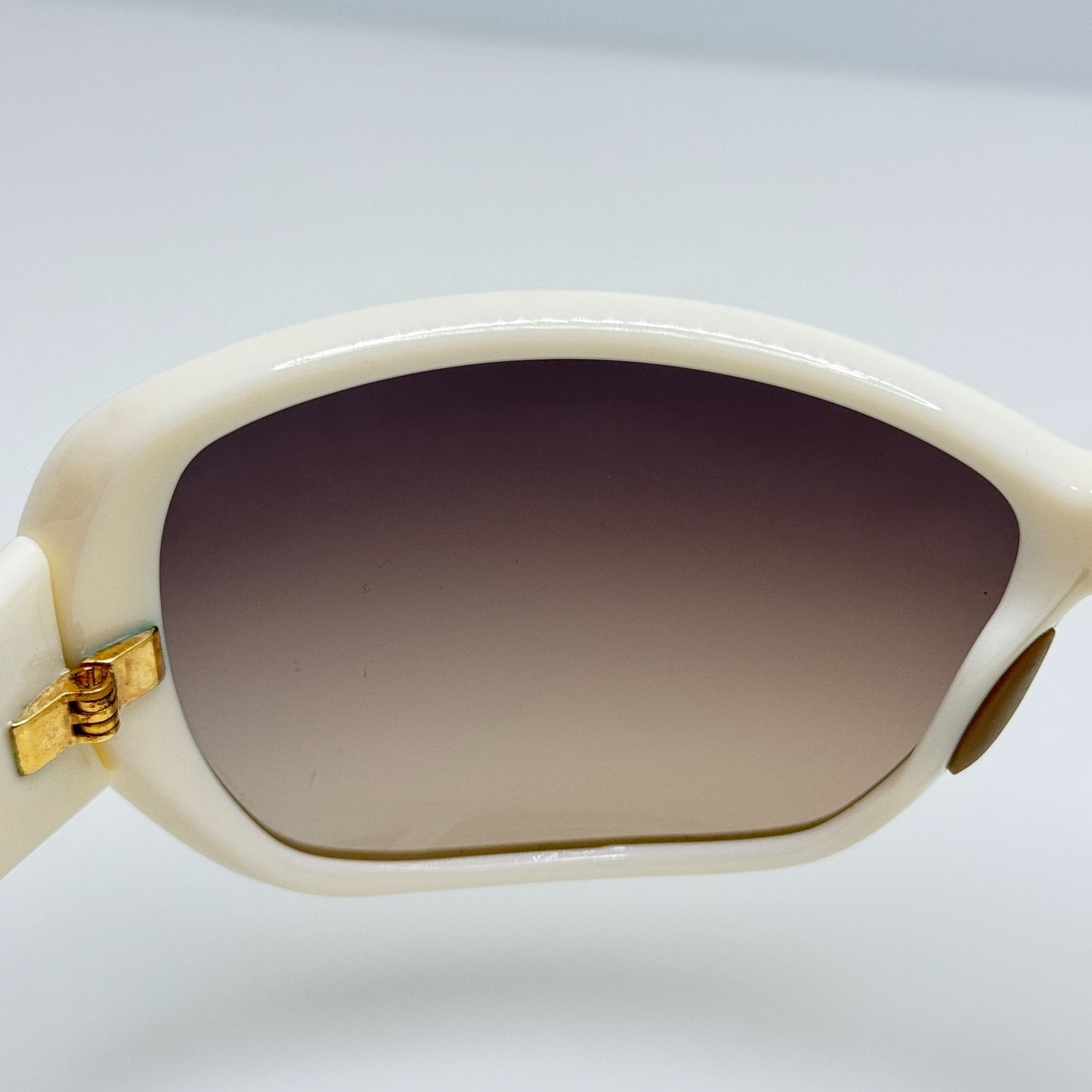 Smith Sunglasses Hemline Ivory NIV Tlt Optics