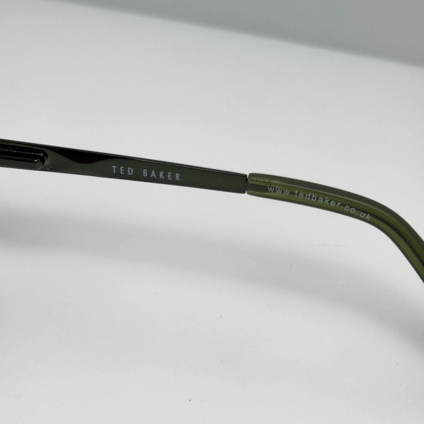 Ted Baker Sunglasses B405 Logan GRN 59-15-130