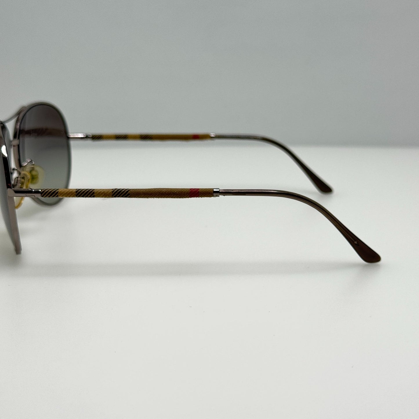 Burberry Sunglasses B 3056 100611 Italy 57-13-135 B