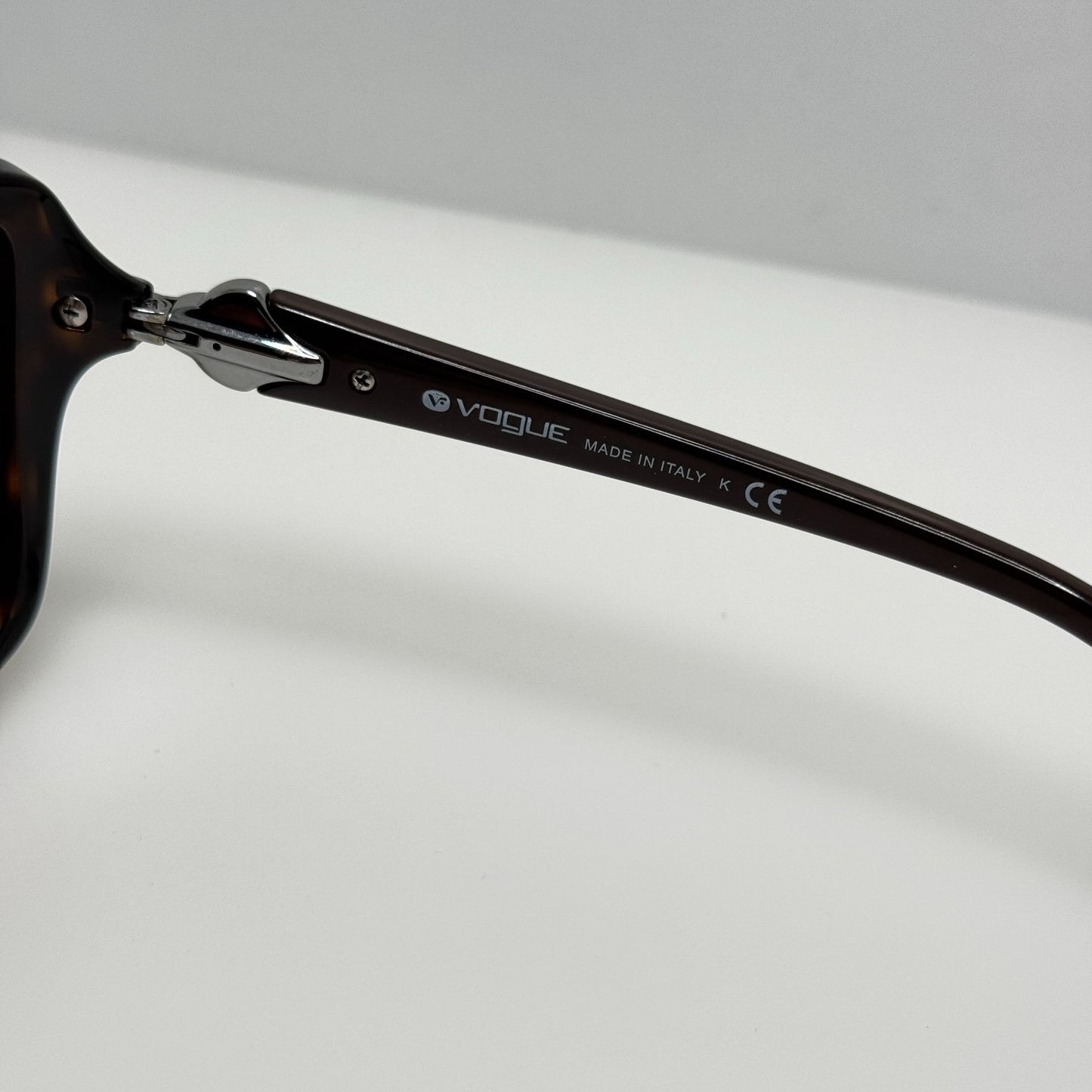 Vogue Sunglasses VO 2832-S-B W656/13 57-18-135