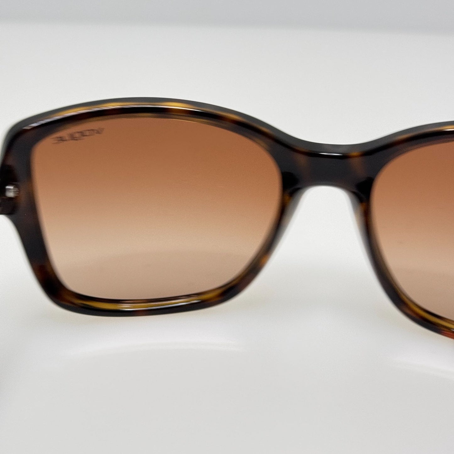 Vogue Sunglasses VO 2832-S-B W656/13 57-18-135