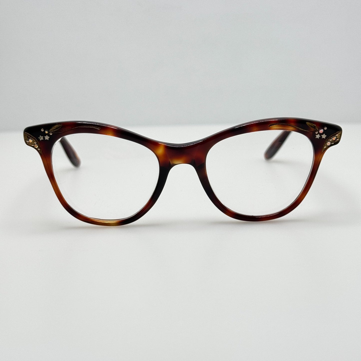 Bausch & Lomb B&L Eyeglasses Eye Glasses Frames Tortoise 5 1/8 44-20