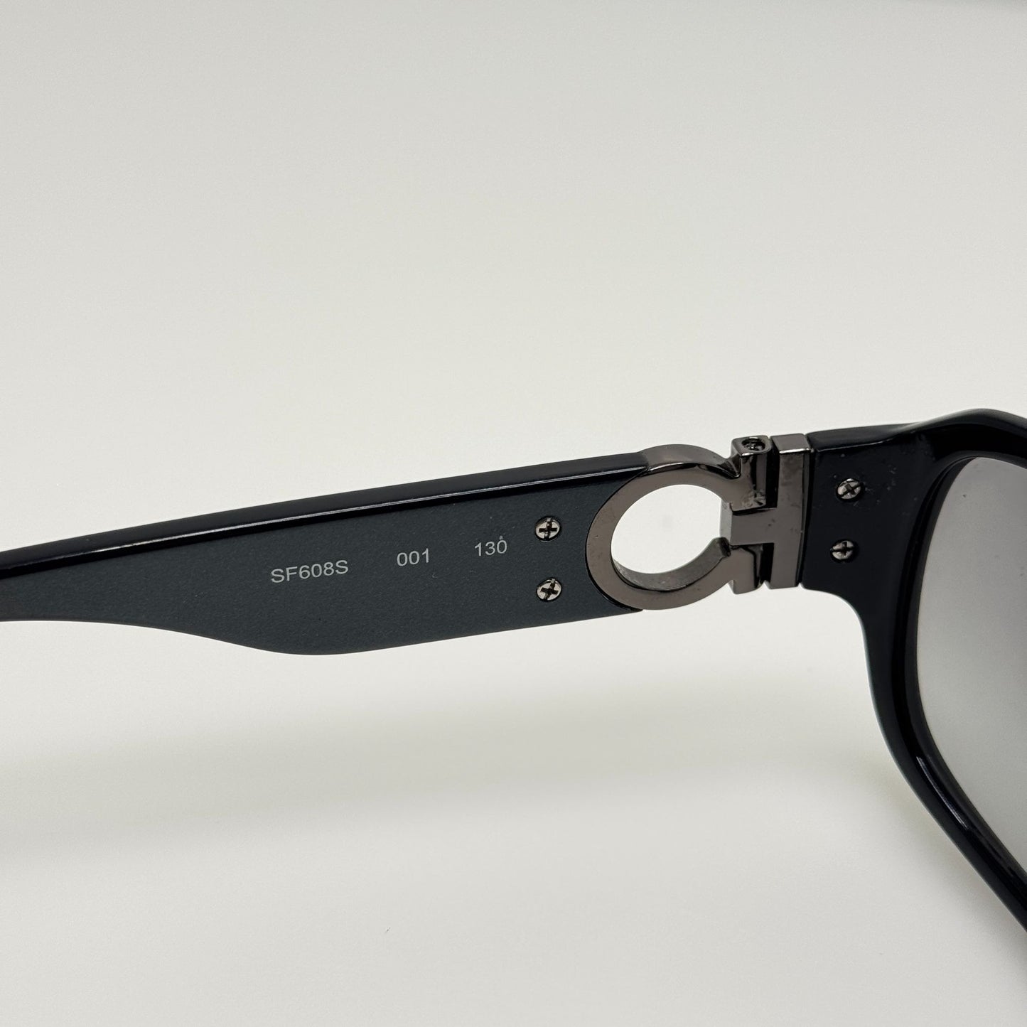 Salvatore Ferragamo Sunglasses SF608S 001 59-16-130