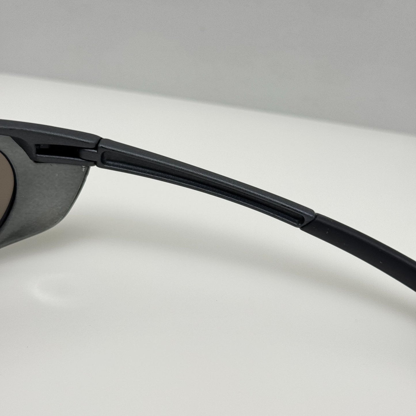 Columbia Sunglasses CBC400 C01 Polarized 64-15-125