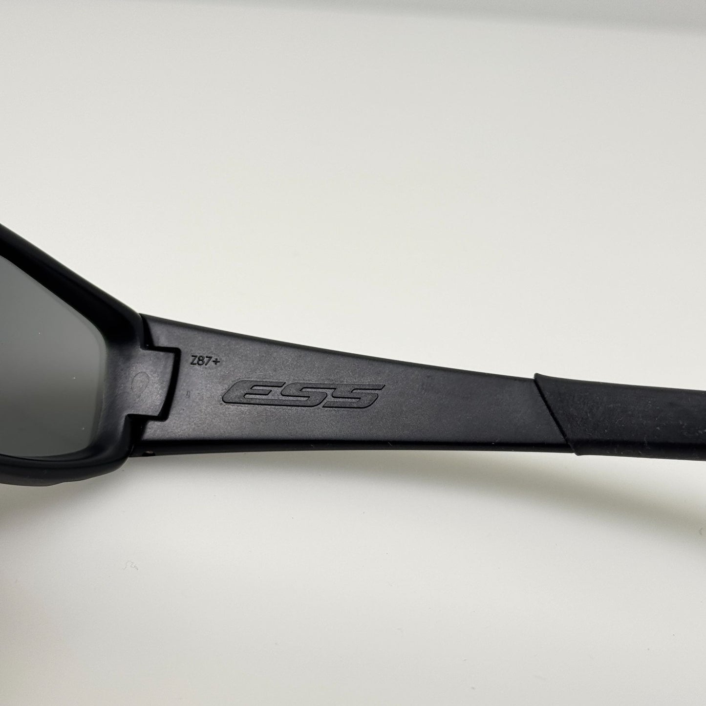 ESS Sunglasses CD1 Black Z87