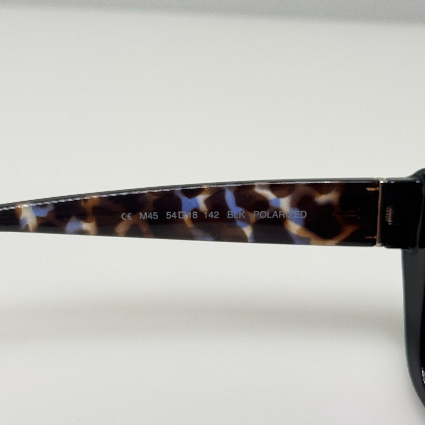 Kirkland Signature Sunglasses M45 Black Polarized 54-18-142 B