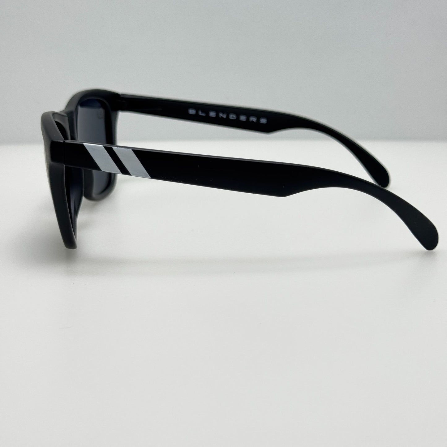 Blenders Sunglasses Symphony Black Polarized