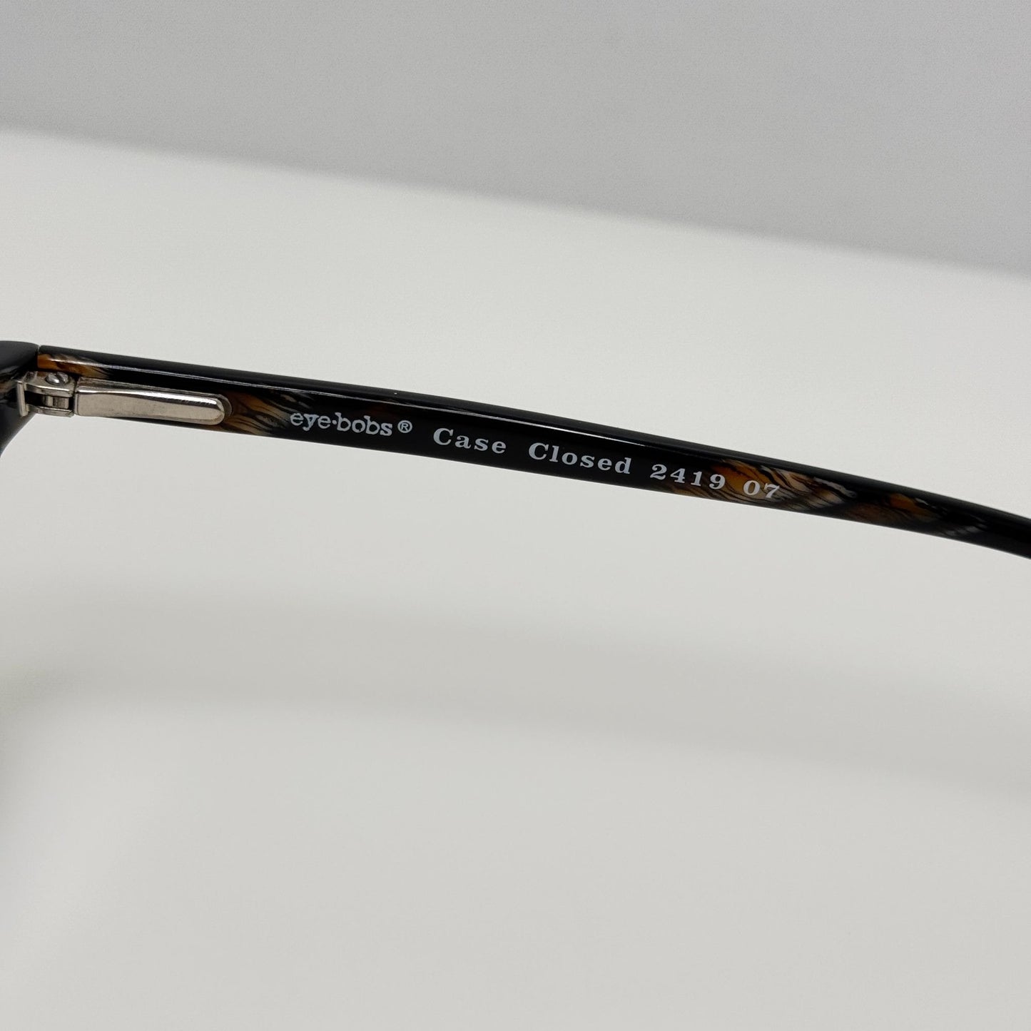Eyebobs Eyeglasses Eye Glasses Readers 2419 07 Case Closed 49-18 +1.50
