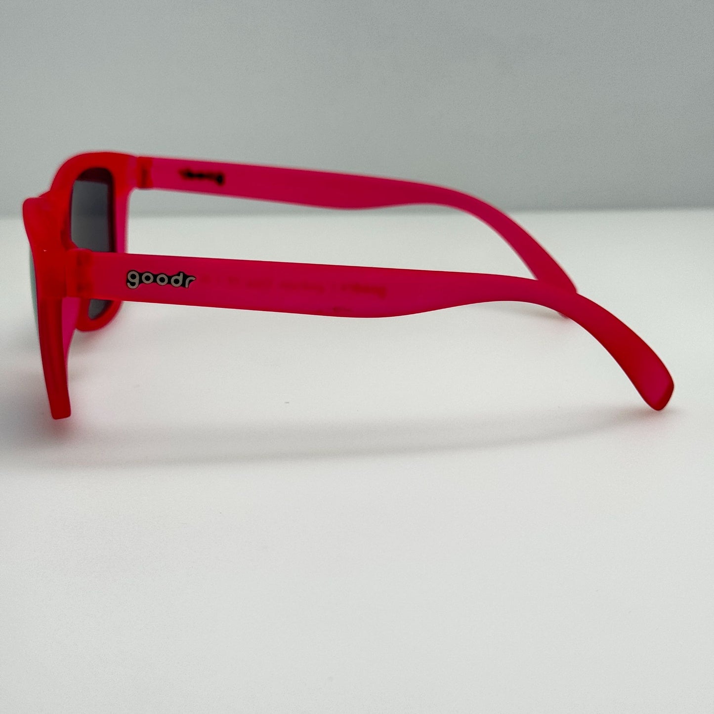 Goodr Sunglasses Flamingos On A Booze Cruise W/ Bag