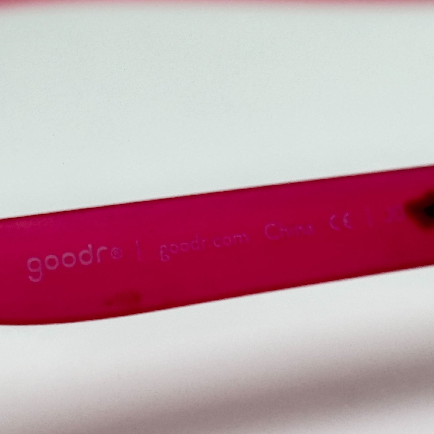 Goodr Sunglasses Flamingos On A Booze Cruise W/ Bag